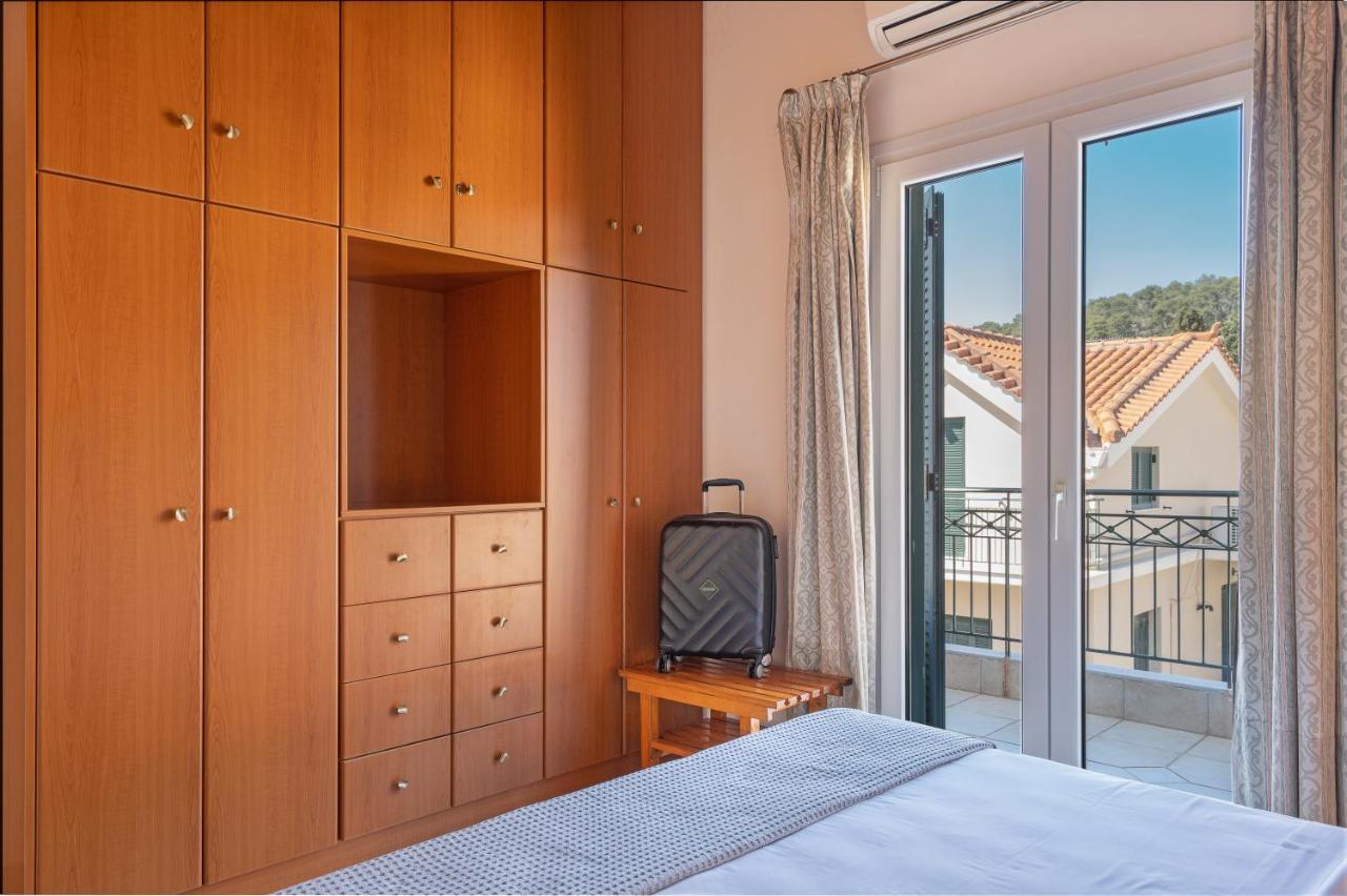 Grand Square Apartment Argostoli  Eksteriør bilde